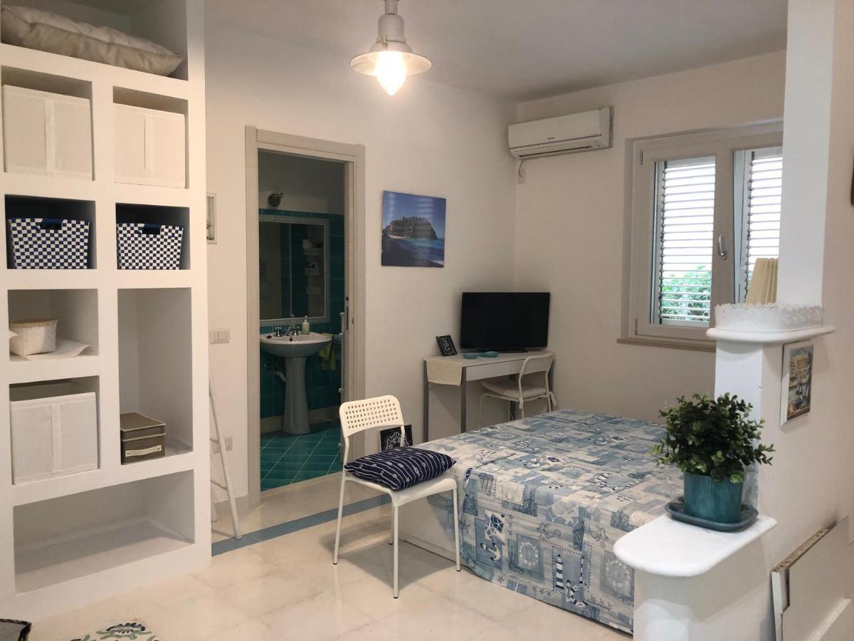 Ferienwohnung La Mesonette A Due Passi Dal Mare Tropea Exterior foto